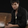 Noua piesa Enrique Iglesias – "It must be love"