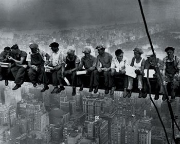 New York Construction Workers Lunching on a Crossbeam