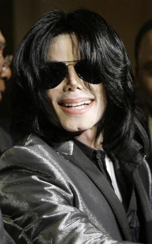 michael_jackson_narrowweb_300x481_0.0.0.0x0.300x481